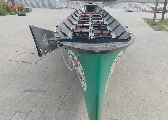 Center 90's Parking Bilbao